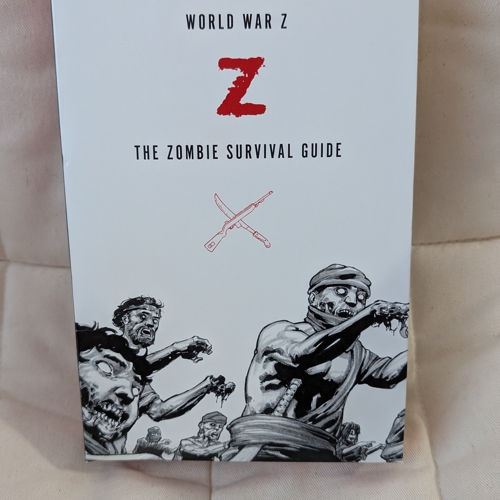 World War Z Box Set by Max Brooks – Like-new